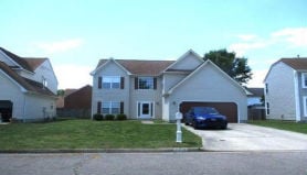 Single Family 4BR 3BA - 2217 ARROWSTONE CT, Virginia Beach, VA