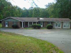 Single Family 4BR 3BA - 305 SAW MILL RD, Blairsville, GA