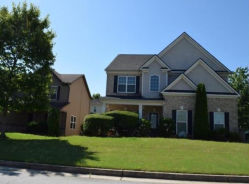 Single Family 4BR 3BA - 5040 IRVINE DR, Douglasville, GA