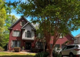 Single Family 4BR 3BA - 570 RIVER VALLEY DR, Dacula, GA