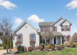 Single Family 4BR 3BA - 6740 BRIDGESTONE CIR NE, Canton, OH