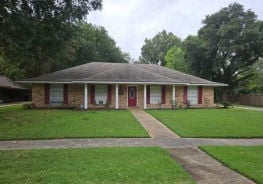 Single Family 4BR 3BA - 6926 MODESTO AVE, Baton Rouge, LA