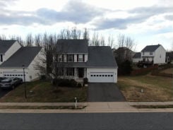 Single Family 4BR 3BA - 6938 VERSAILLE DR, Fredericksburg, VA