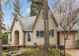 Single Family 5BR 3BA - 1426 SE OVERLOOK AVE, Roseburg, OR