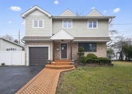 Single Family 5BR 3BA - 2449 WALLEN LN, North Bellmore, NY