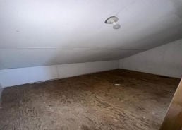 Single Family 5BR 3BA - 888 PONDVIEW ROAD, Riverhead, NY