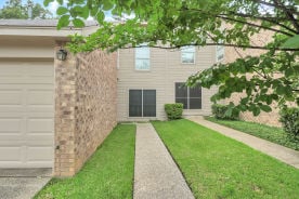 Townhome 3BR 2BA - 2006 Villa Dr, Tyler, TX
